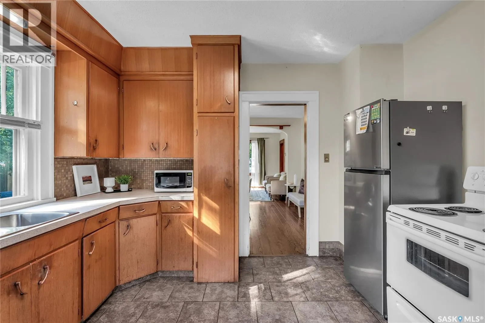 511 29th STREET W