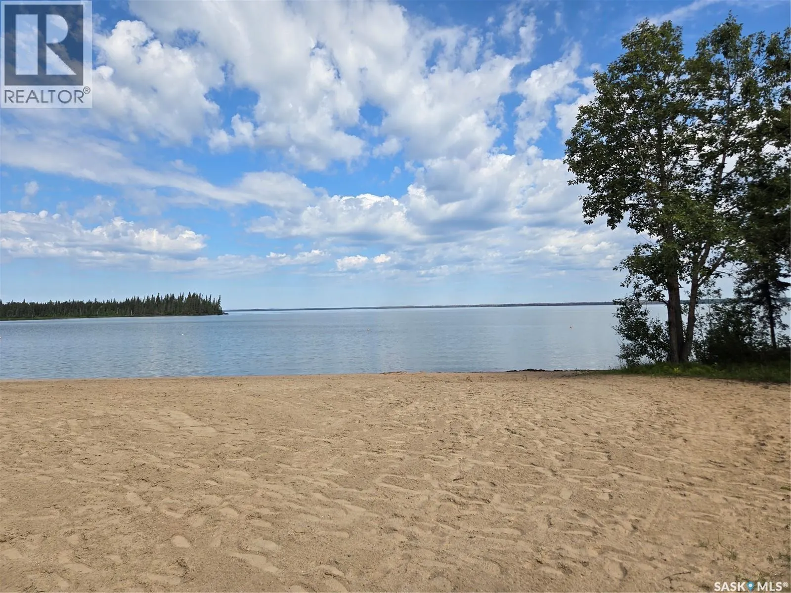12 Lakeview DRIVE