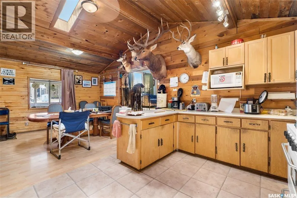 12 Lakeview DRIVE