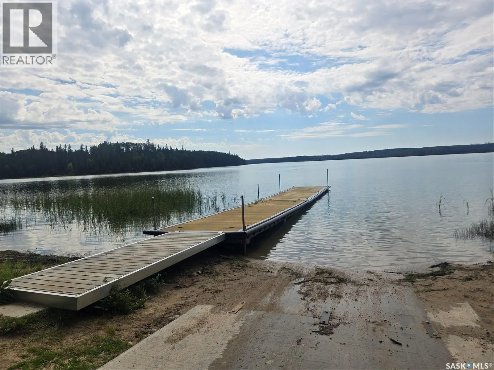 12 Lakeview DRIVE
