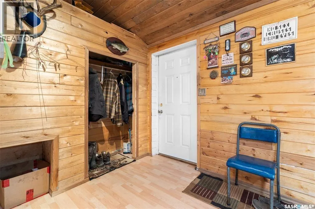 12 Lakeview DRIVE