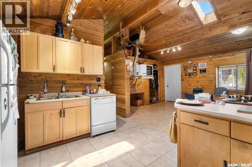 12 Lakeview DRIVE