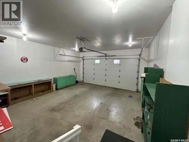 604 Centre STREET