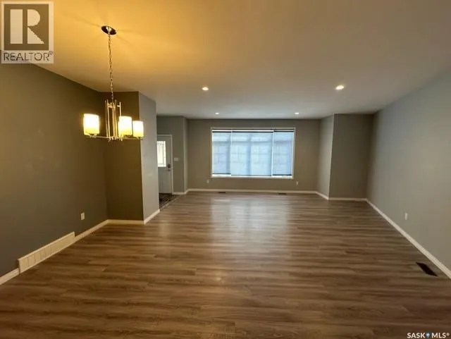 604 Centre STREET