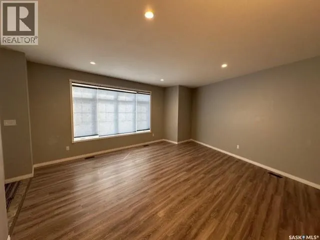 604 Centre STREET