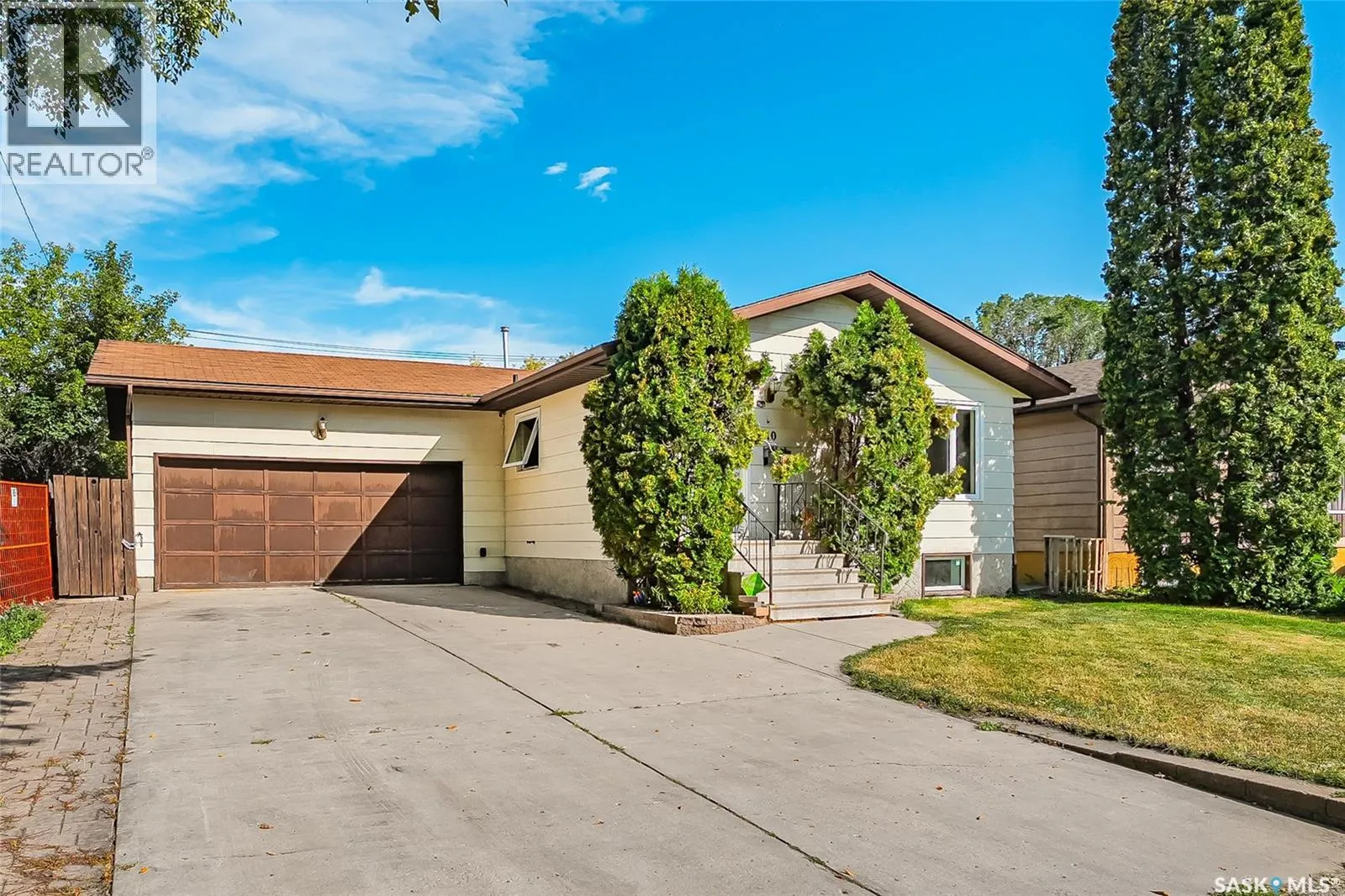 510 M AVENUE N