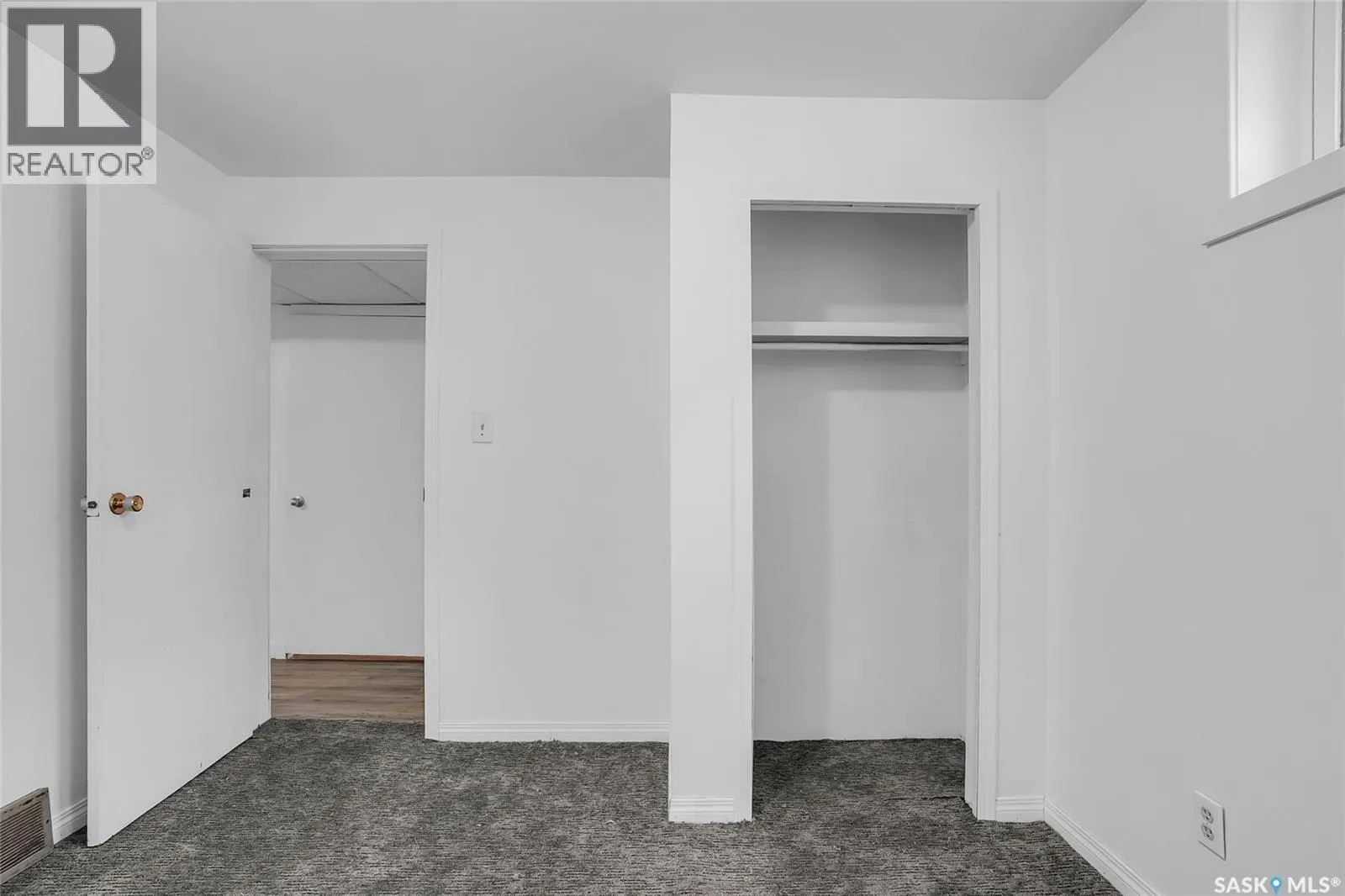 510 M AVENUE N