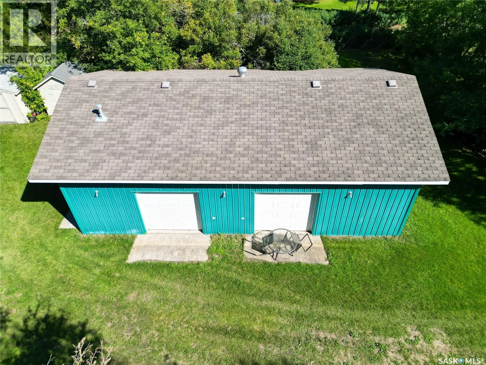 215 Redwing ROAD
