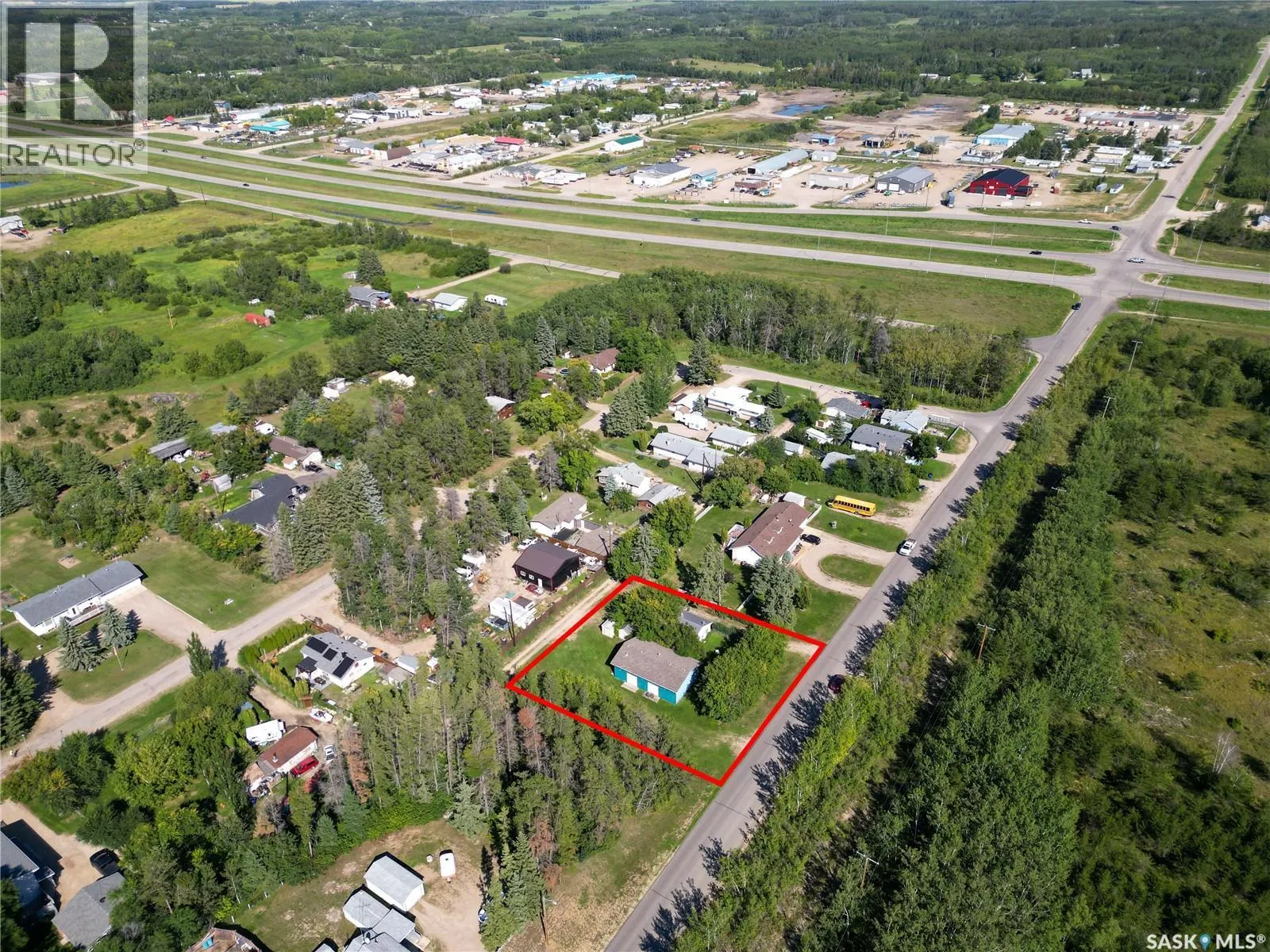 215 Redwing ROAD