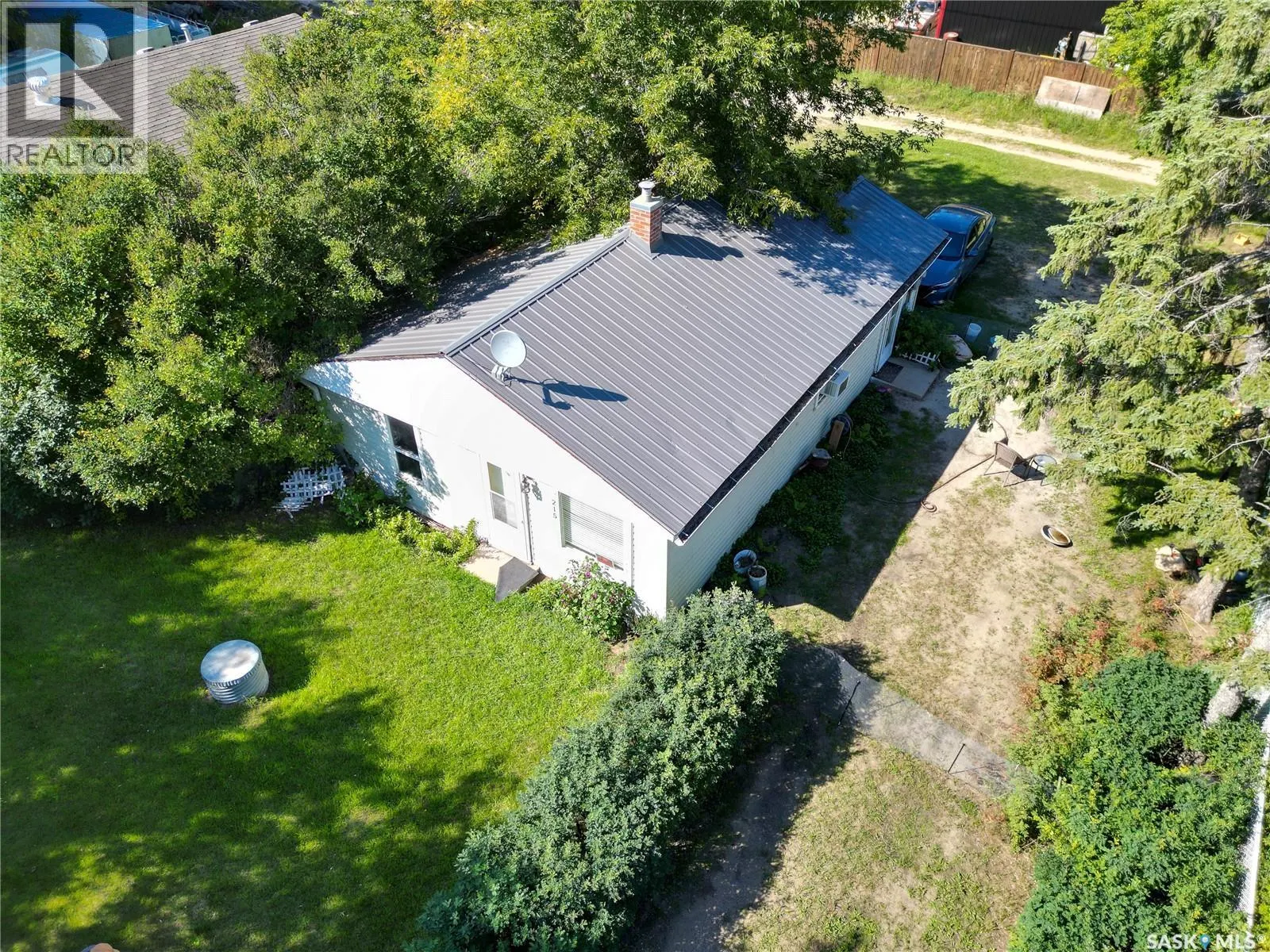 215 Redwing ROAD