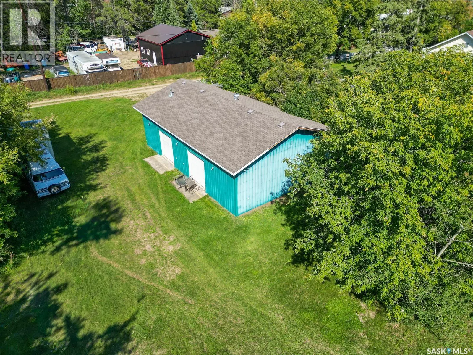 215 Redwing ROAD