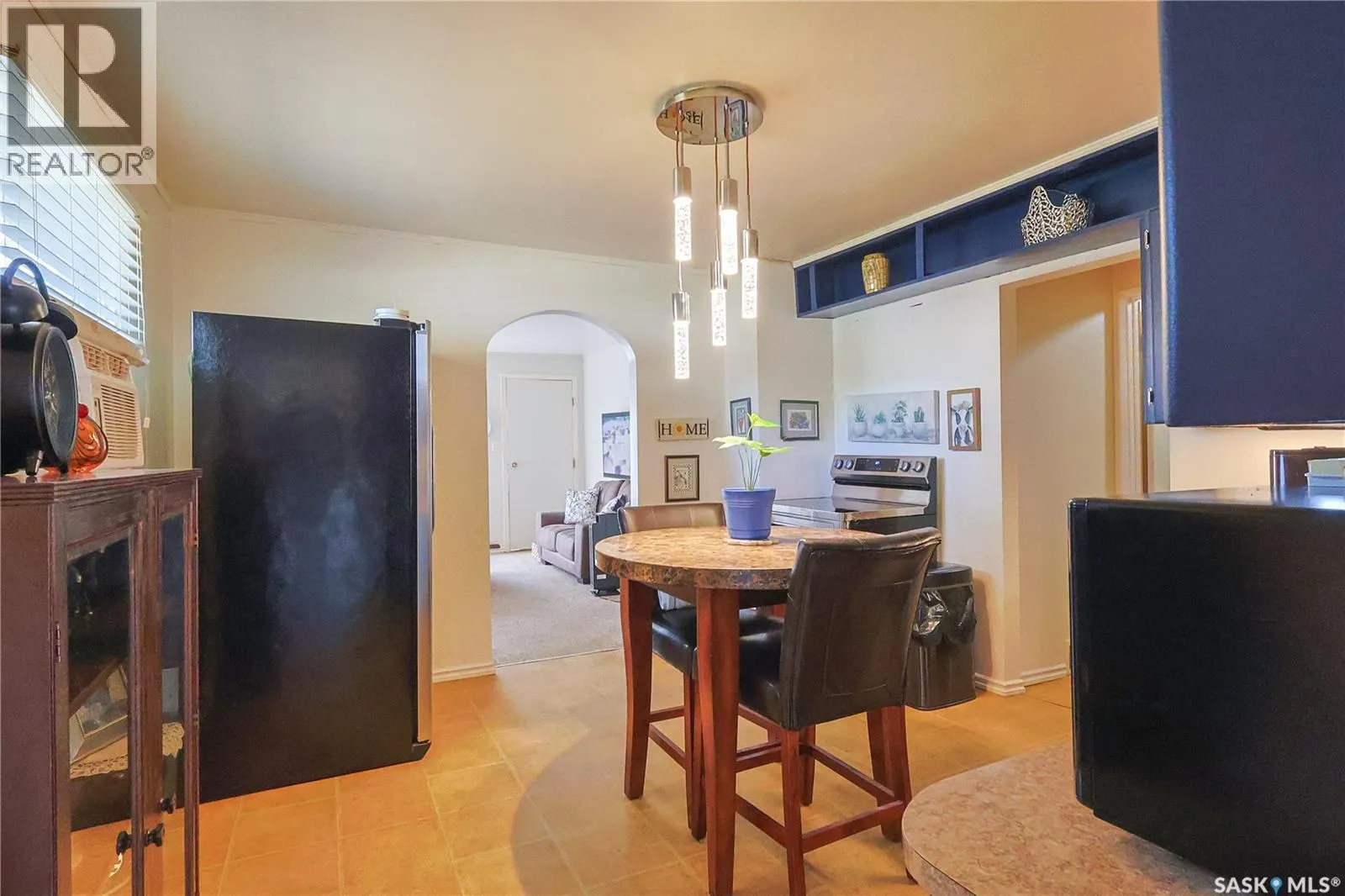 215 Redwing ROAD