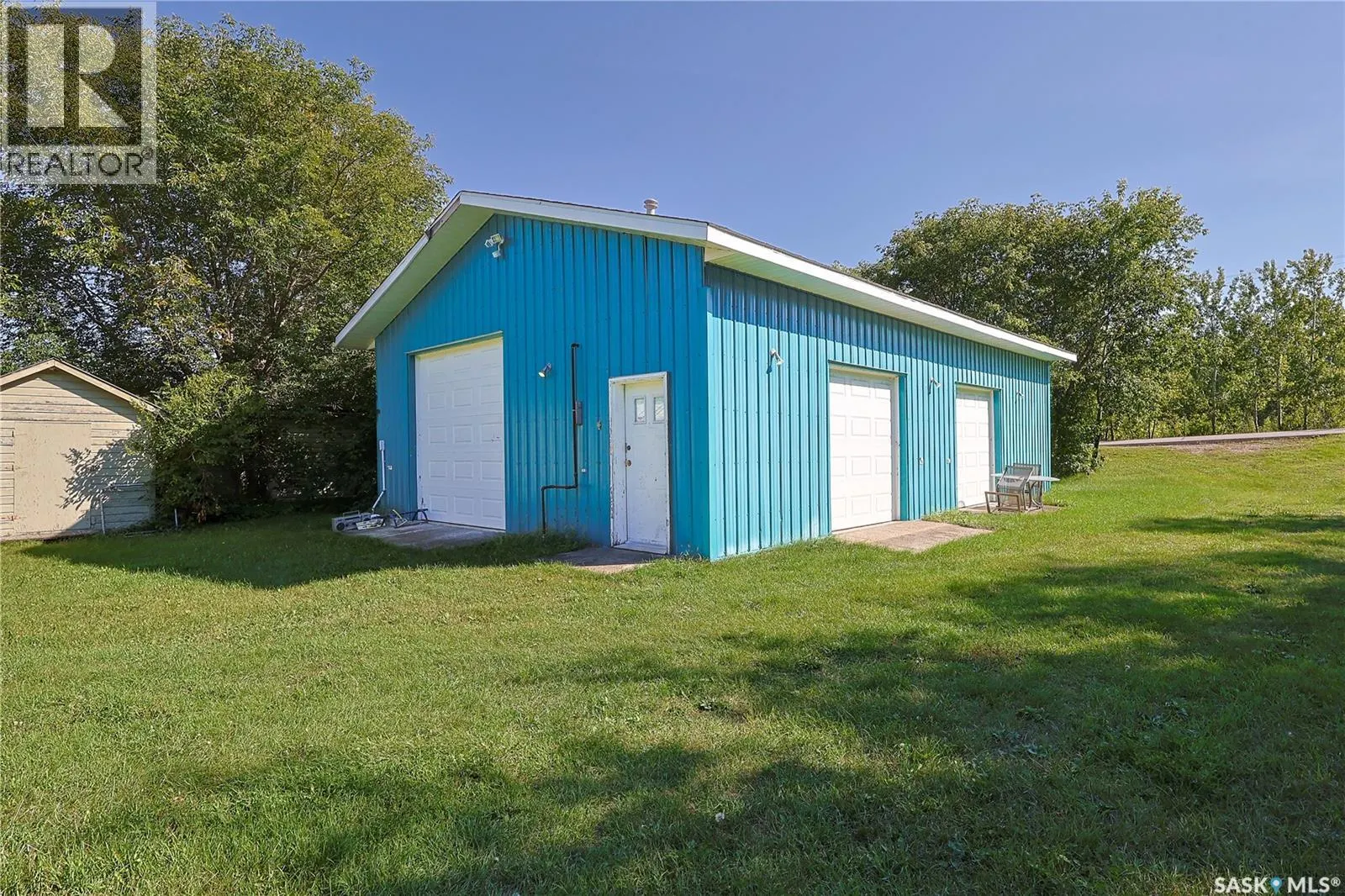 215 Redwing ROAD