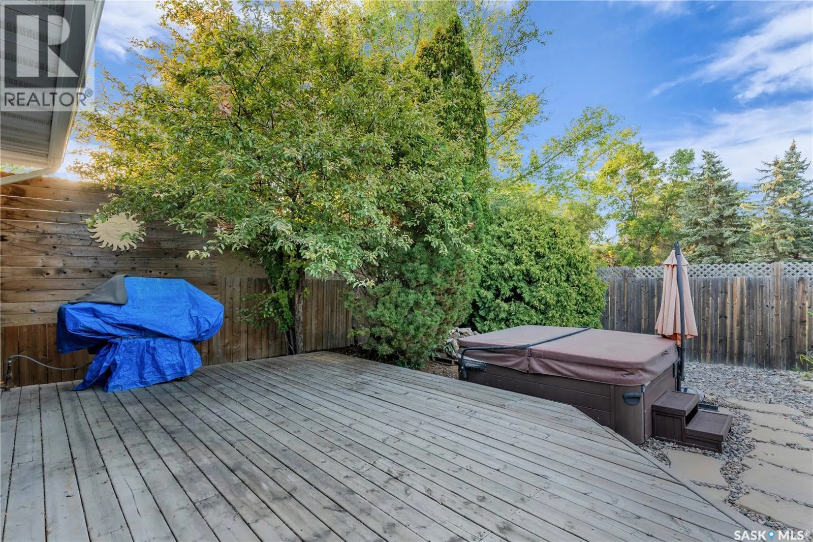 127 Scrivener CRESCENT