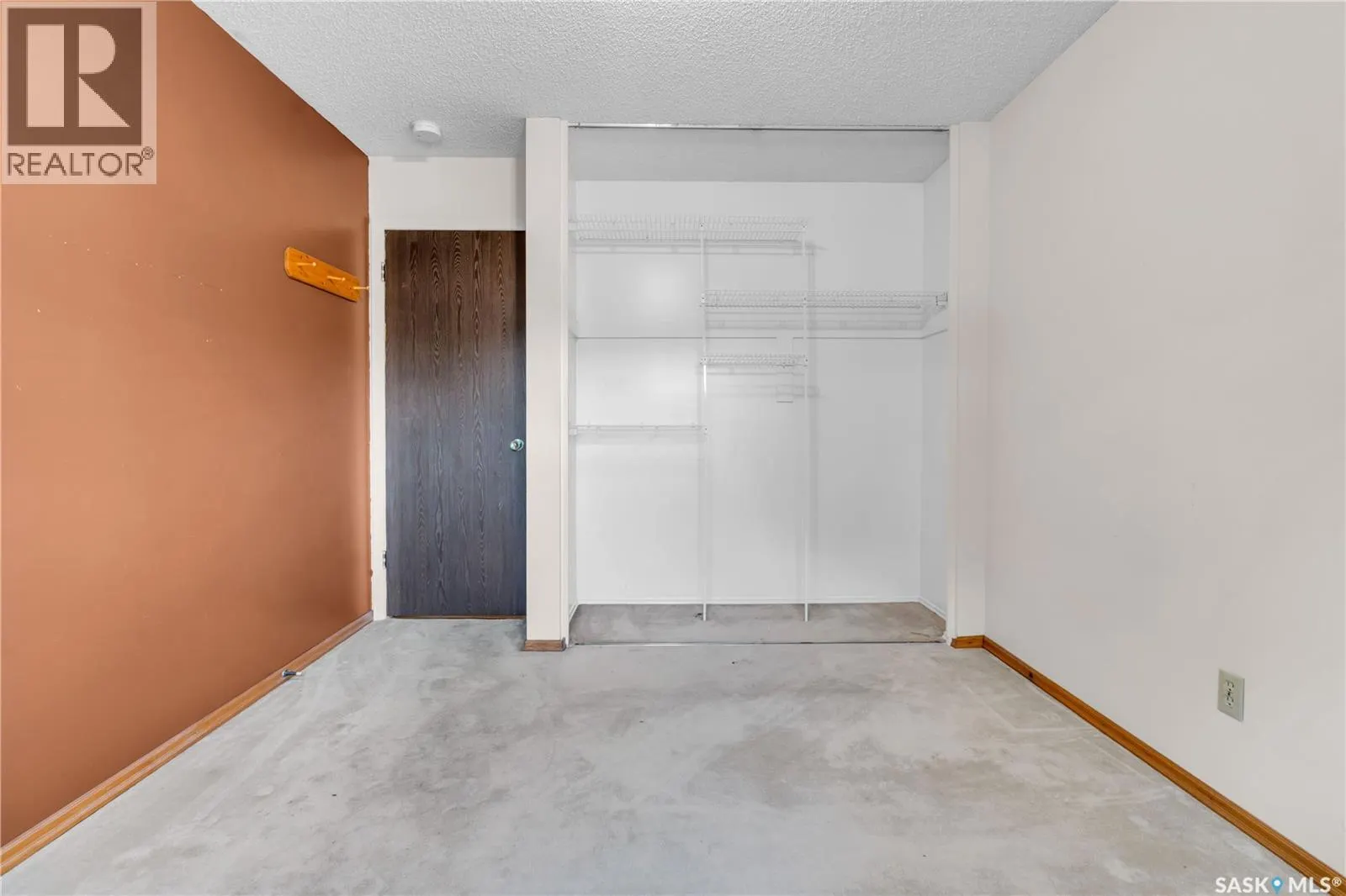 127 Scrivener CRESCENT