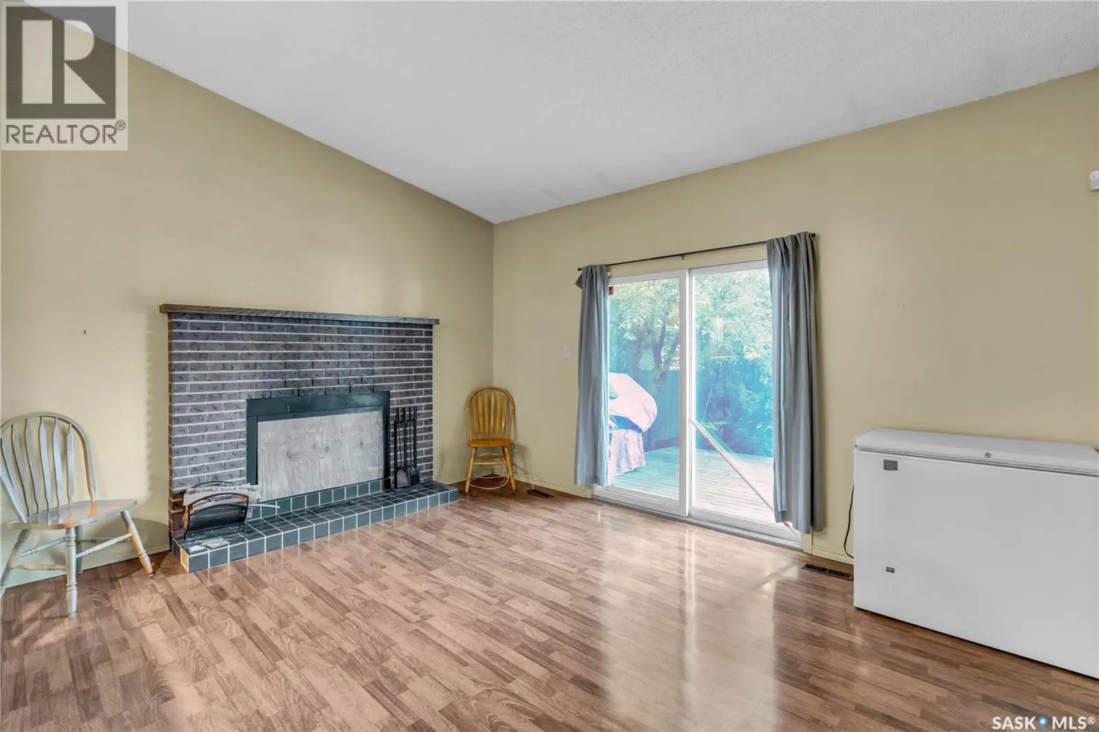 127 Scrivener CRESCENT
