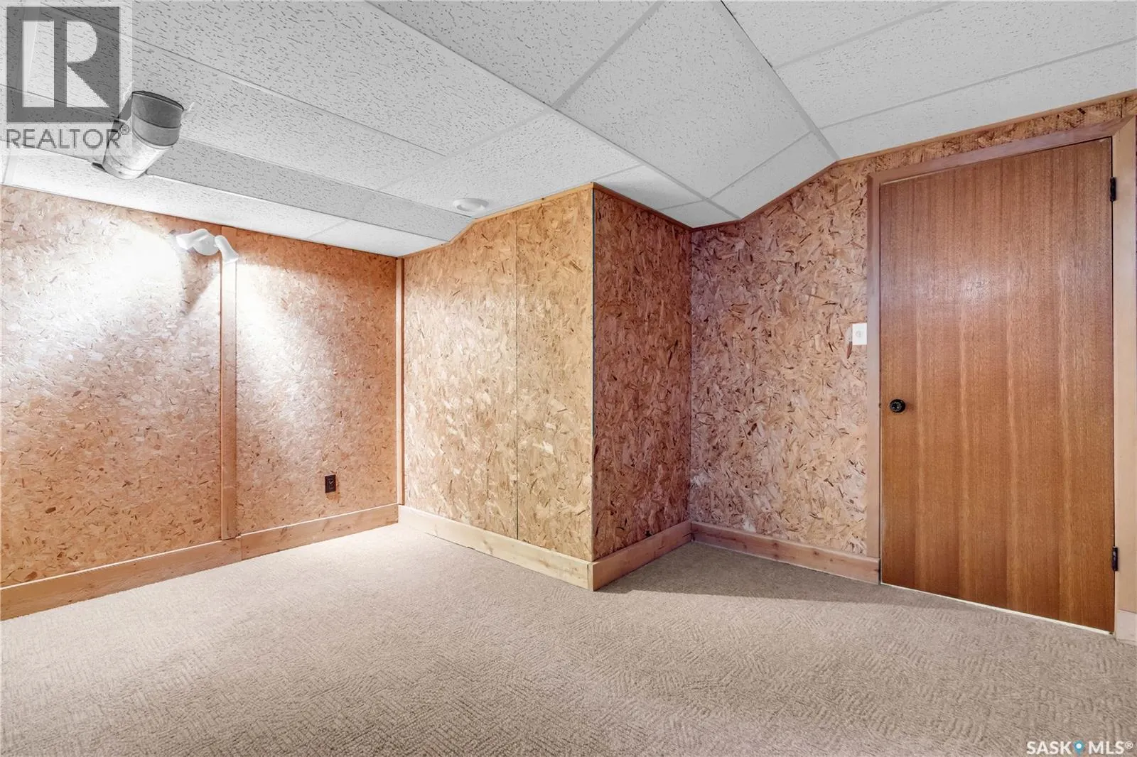 127 Scrivener CRESCENT