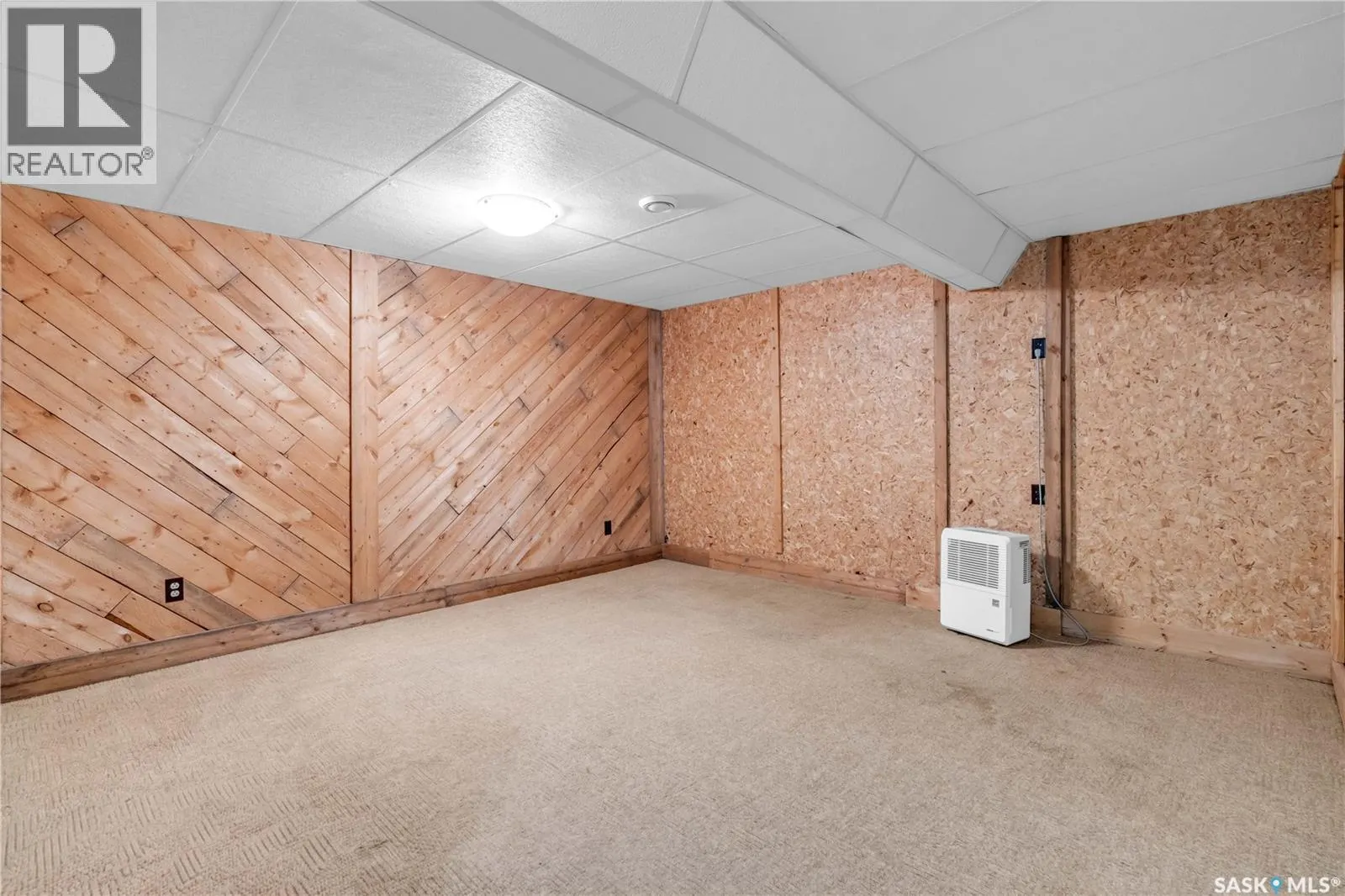 127 Scrivener CRESCENT