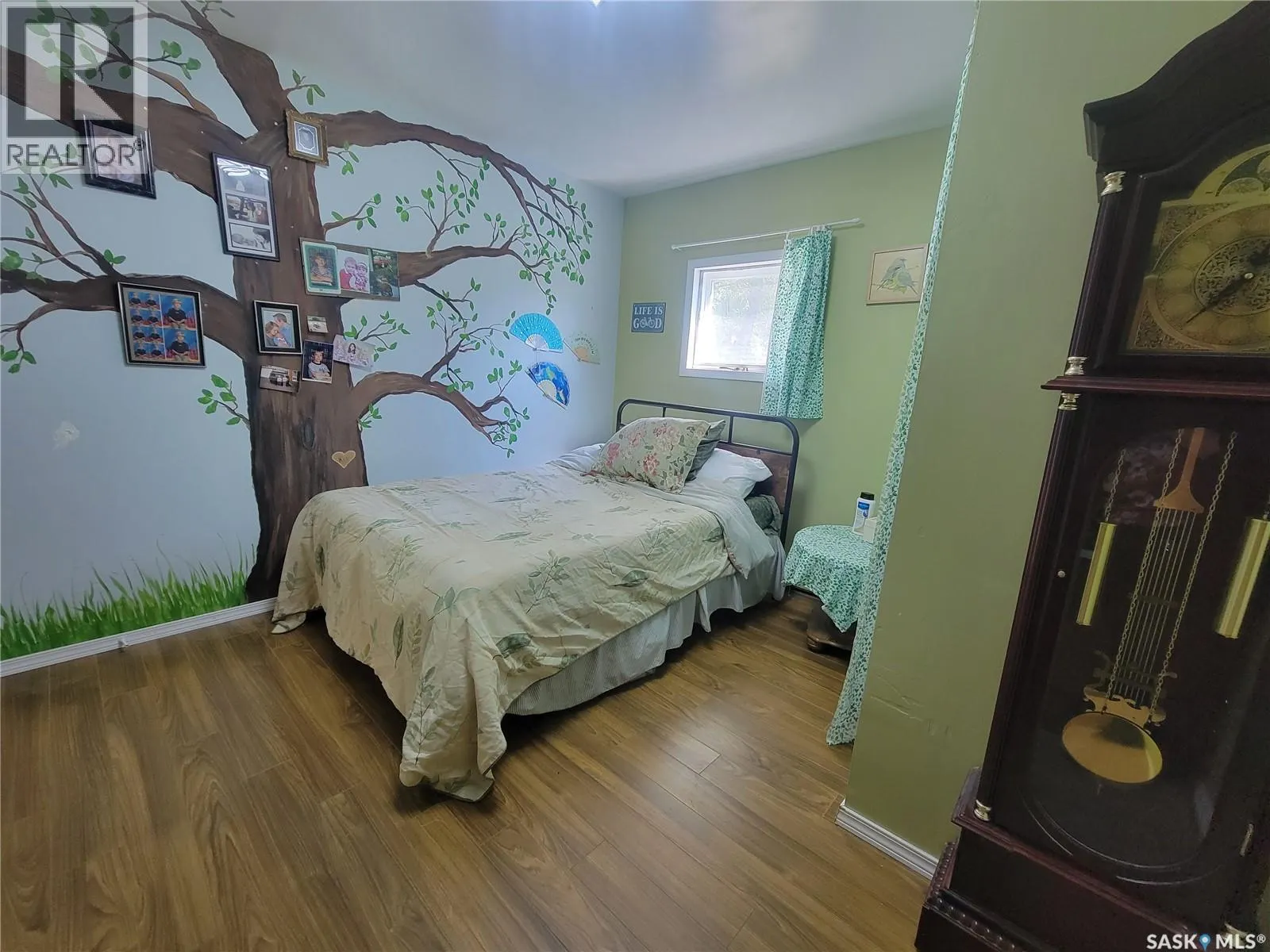 421 4th STREET