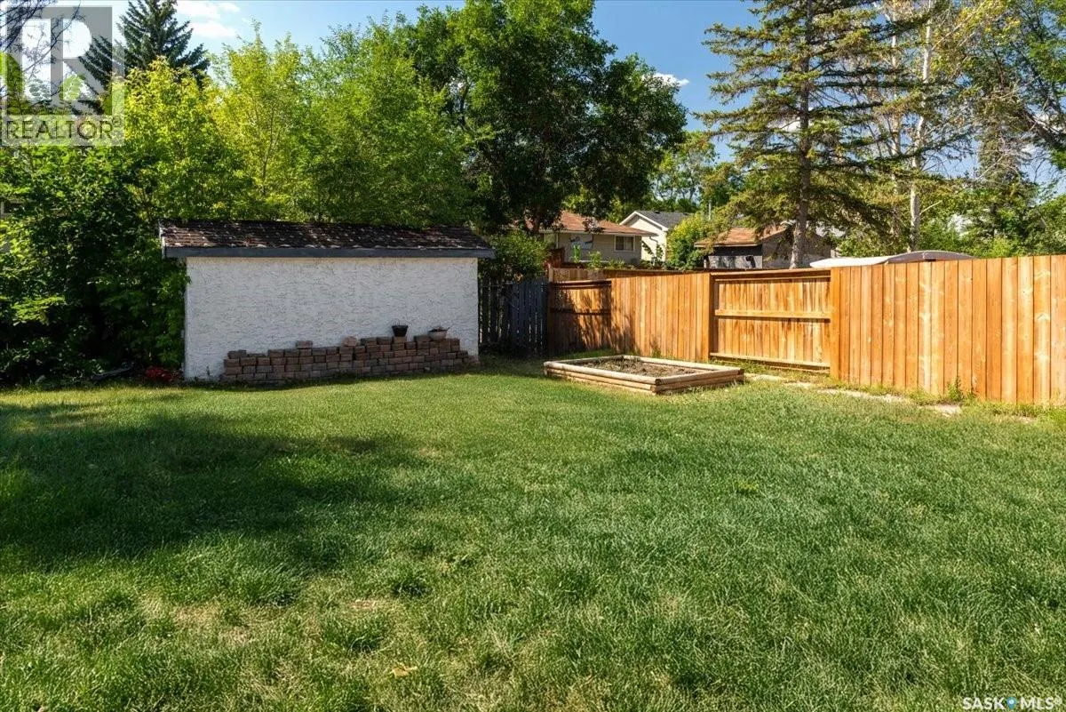 126 McSherry CRESCENT