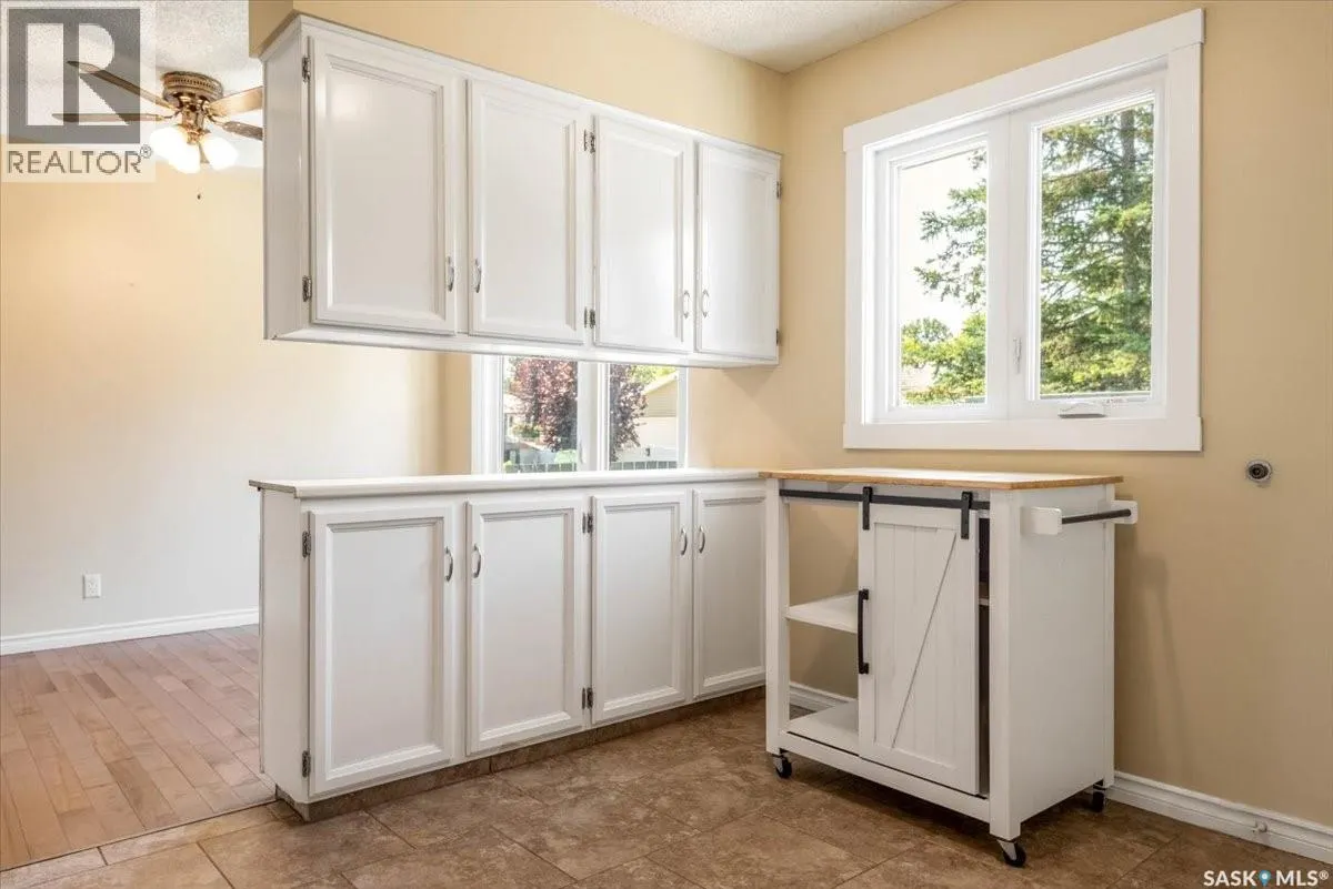126 McSherry CRESCENT