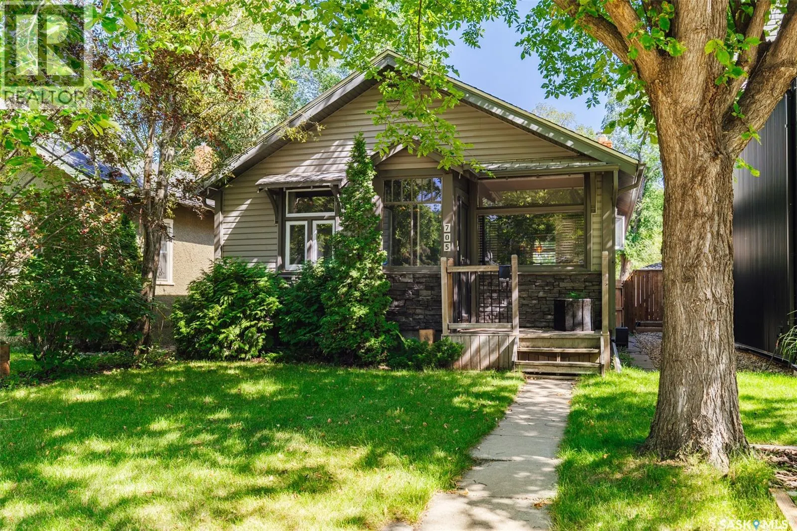 705 ALBERT AVENUE
