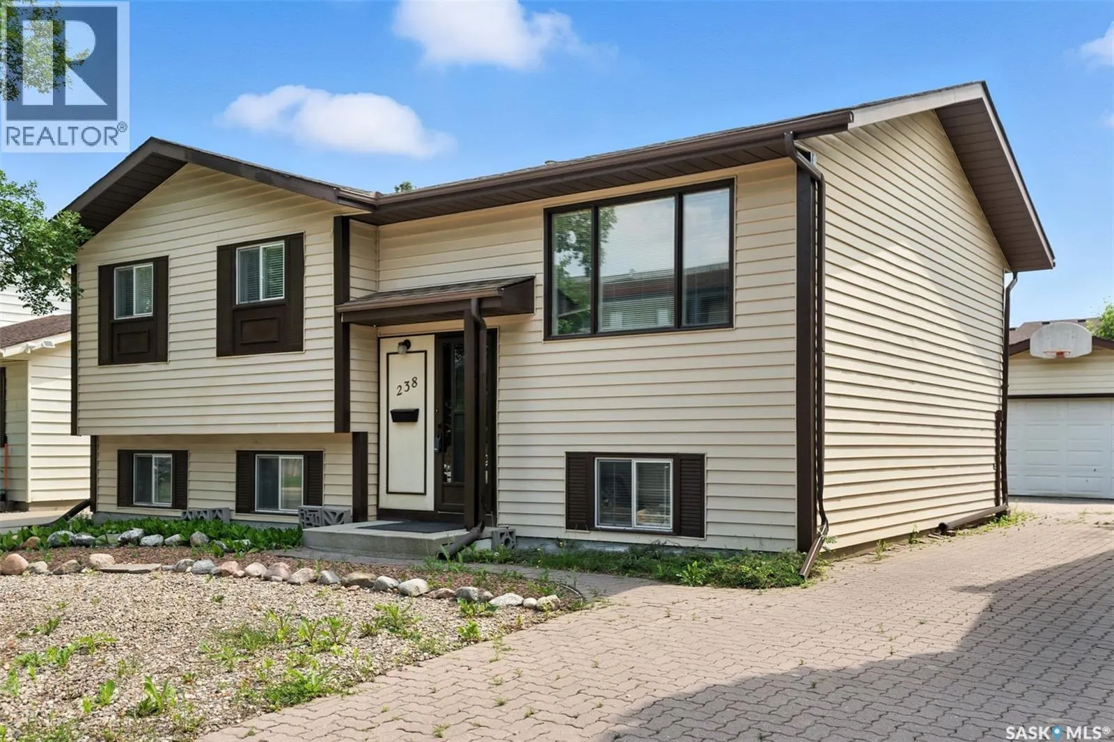 238 Stillwater DRIVE