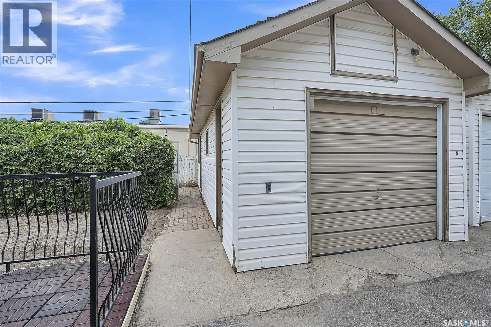 40 Richardson CRESCENT