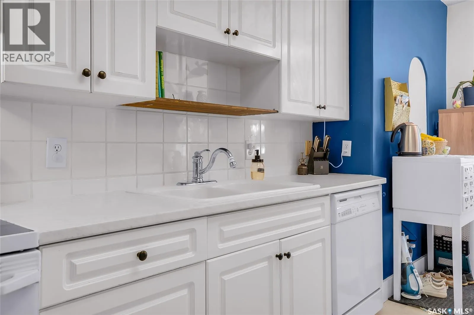 119 28th STREET W