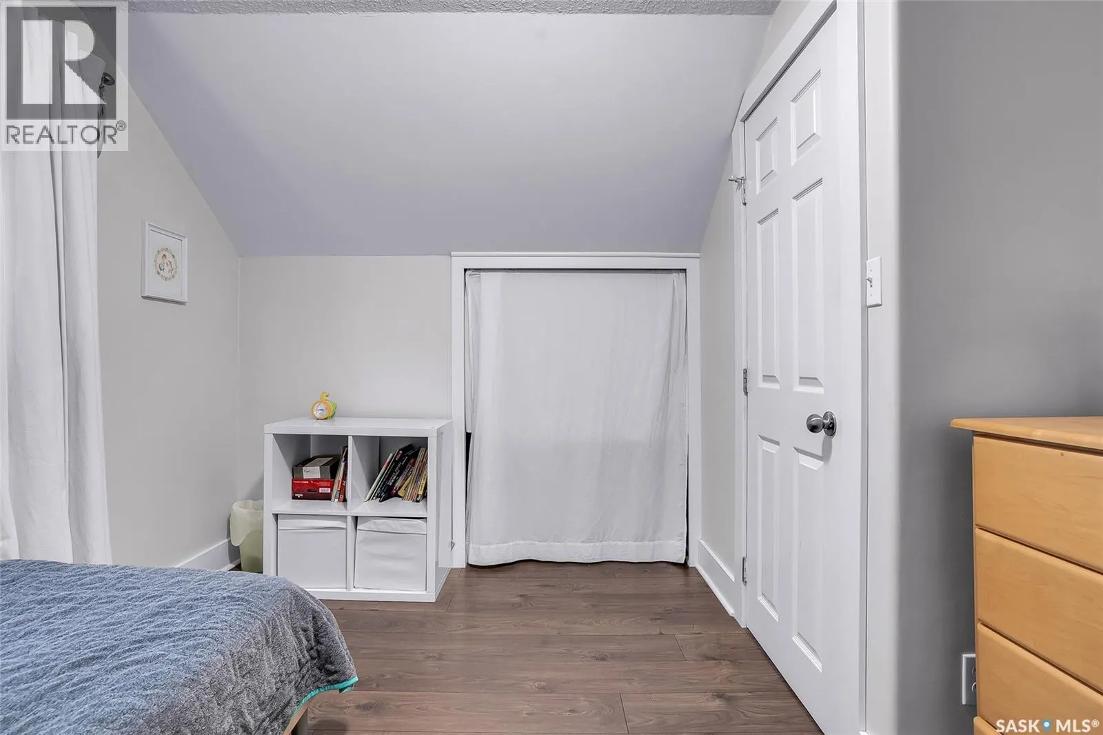 119 28th STREET W