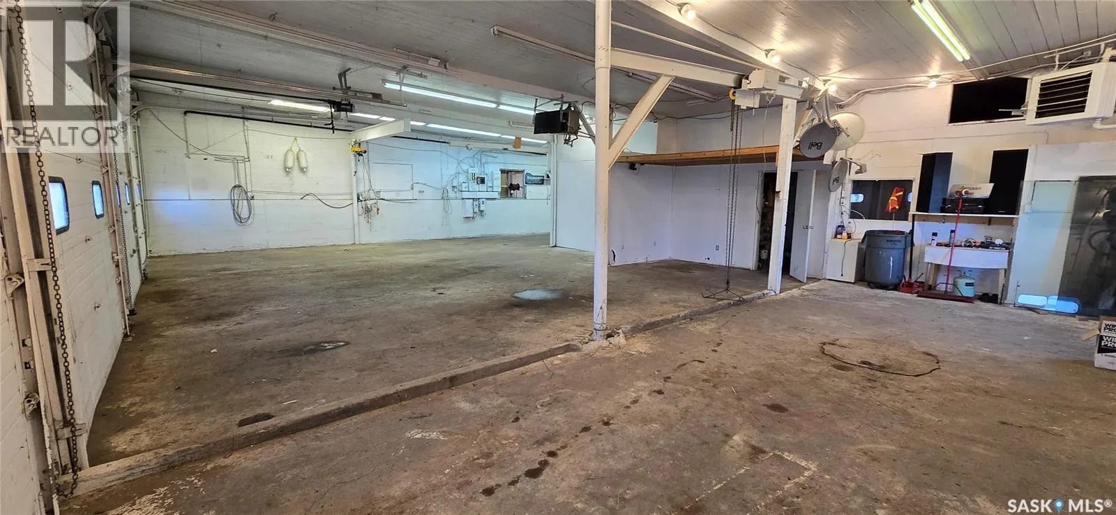 218 3rd STREET