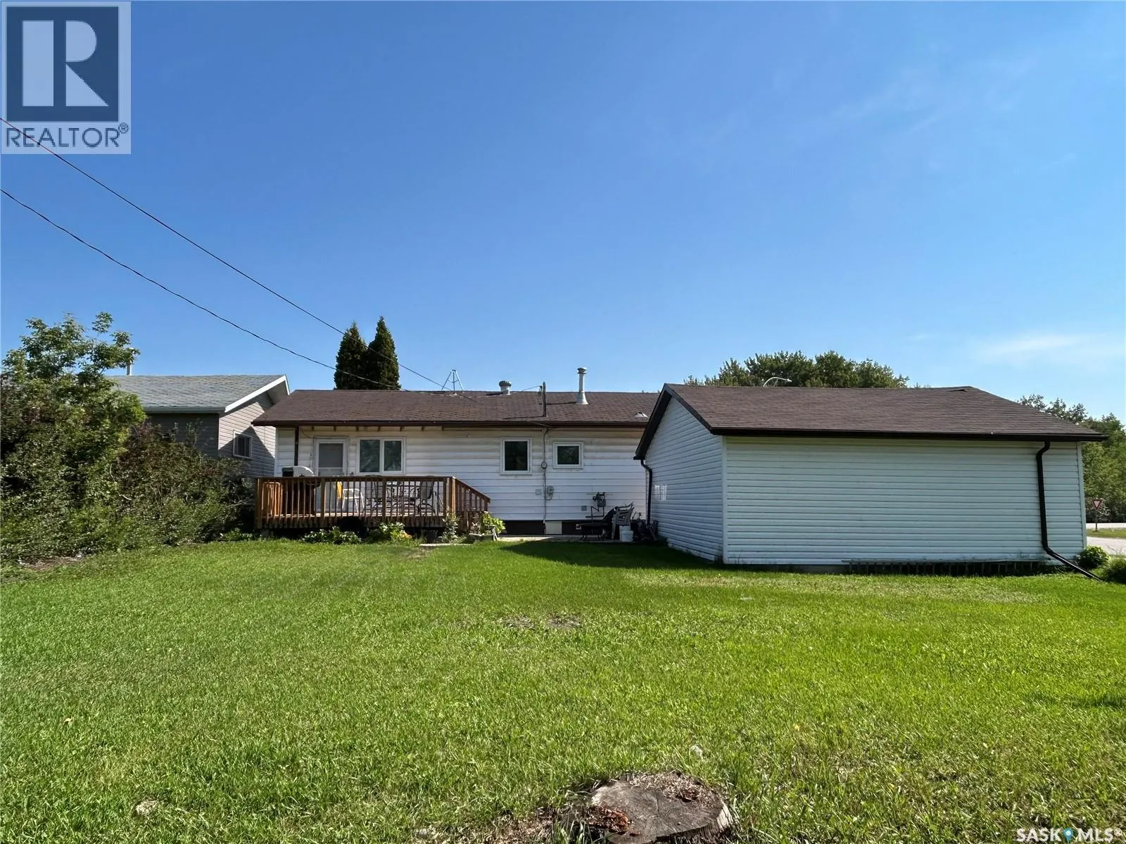 107 Railway AVENUE S