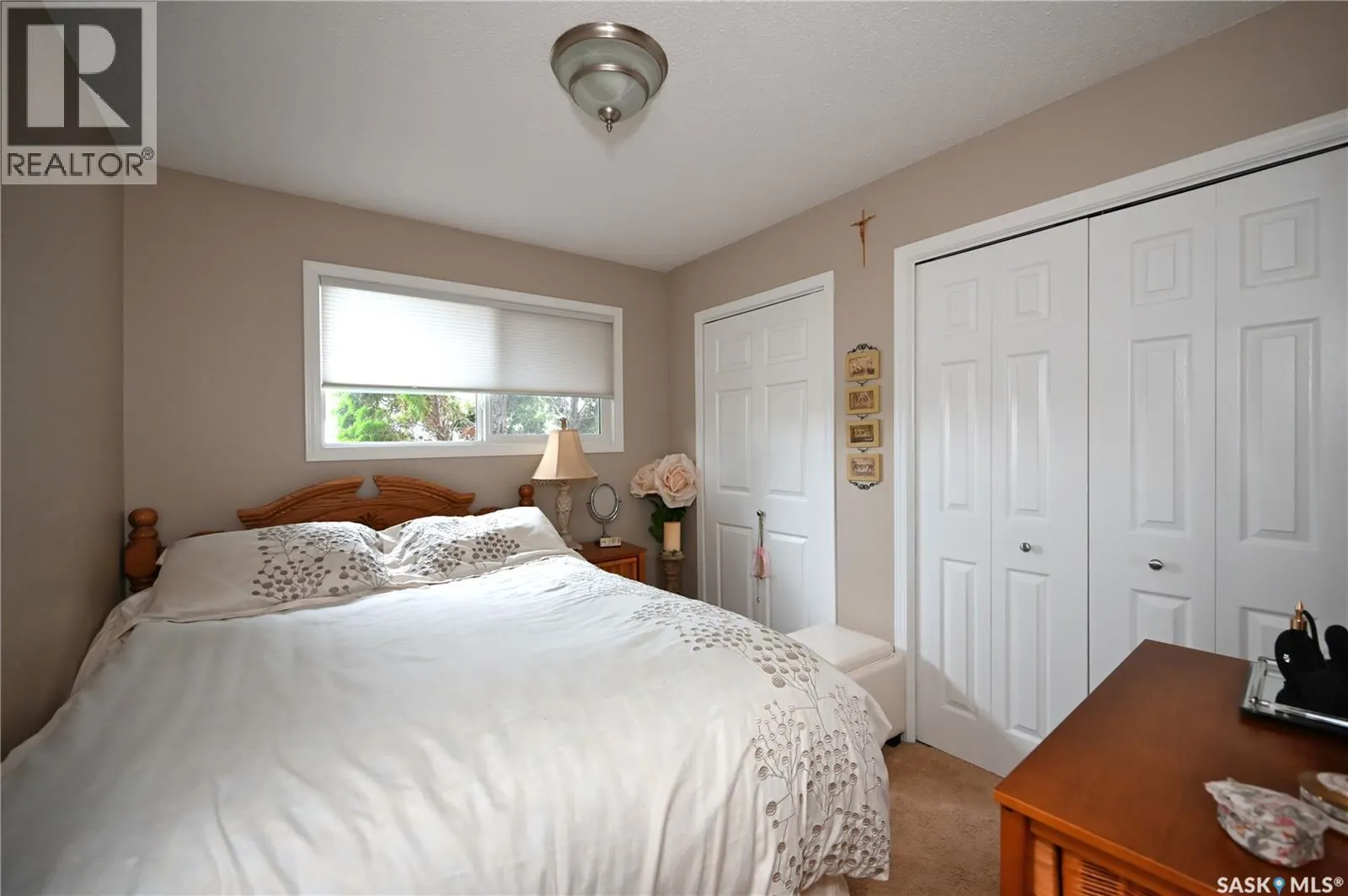 1275 Veterans CRESCENT