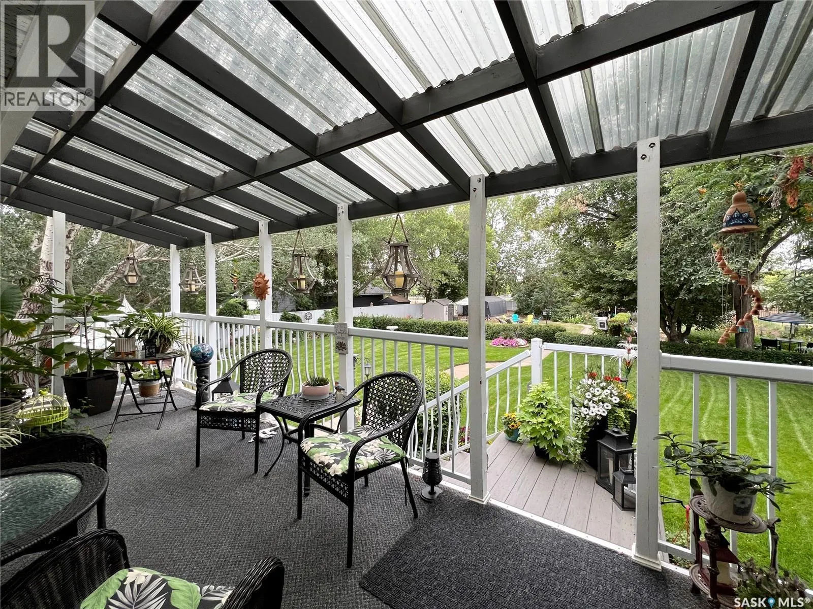 1275 Veterans CRESCENT