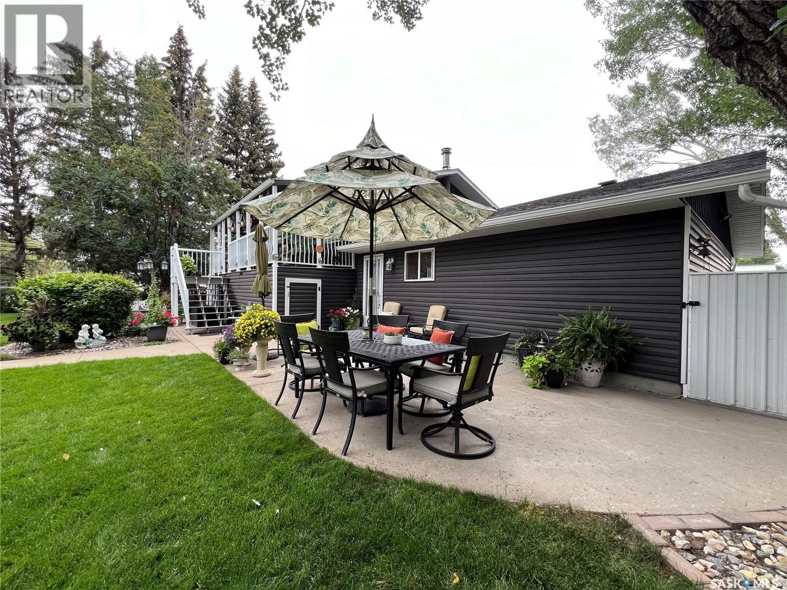1275 Veterans CRESCENT