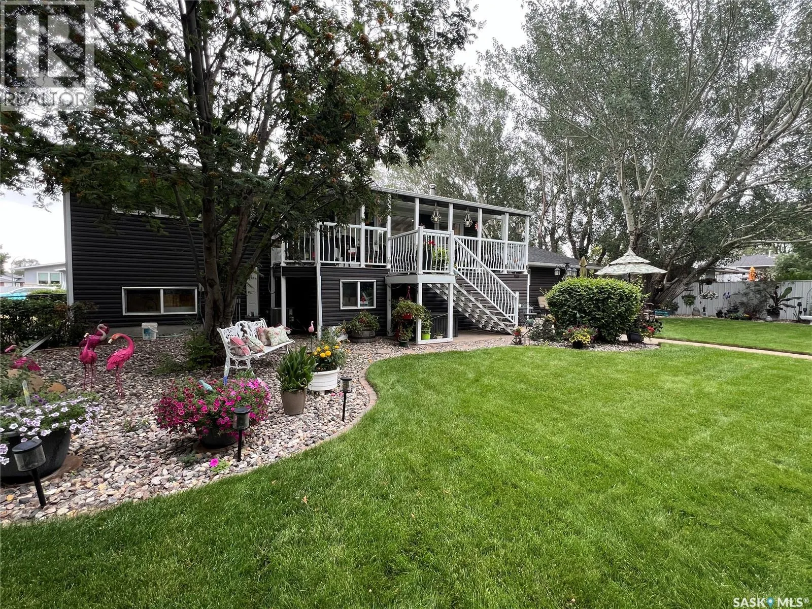 1275 Veterans CRESCENT