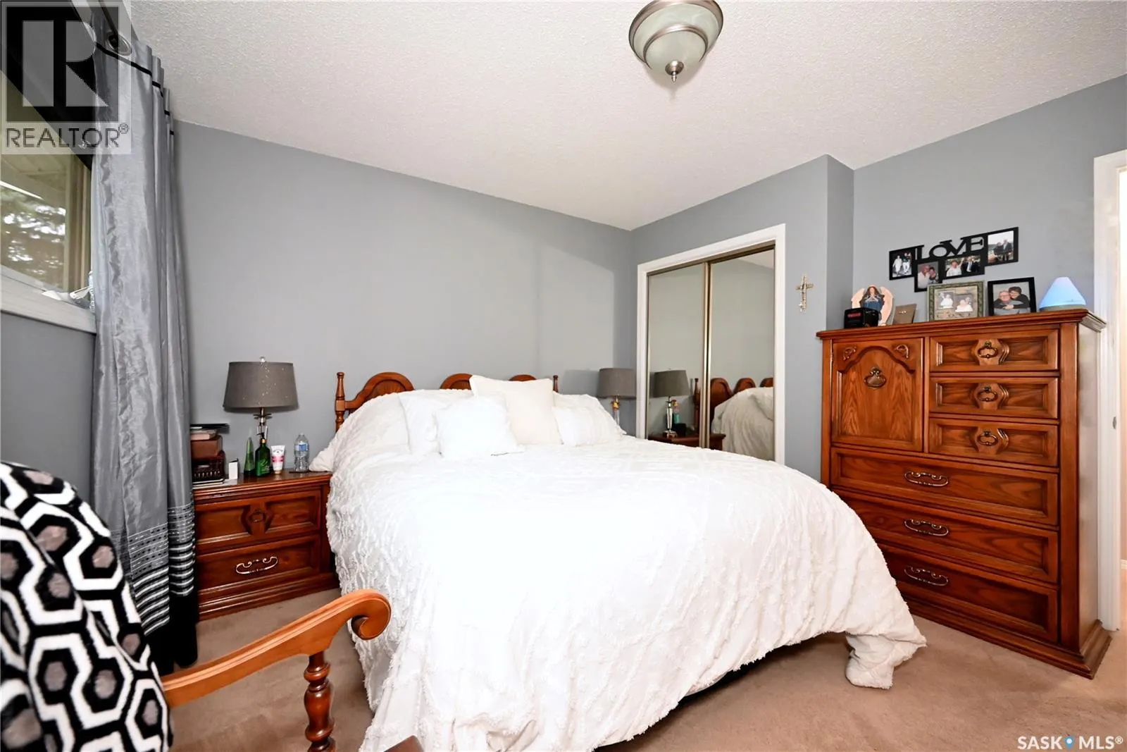 1275 Veterans CRESCENT