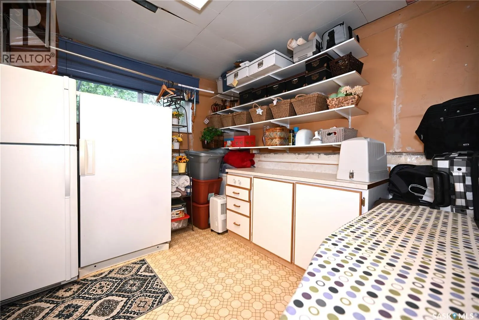 1275 Veterans CRESCENT