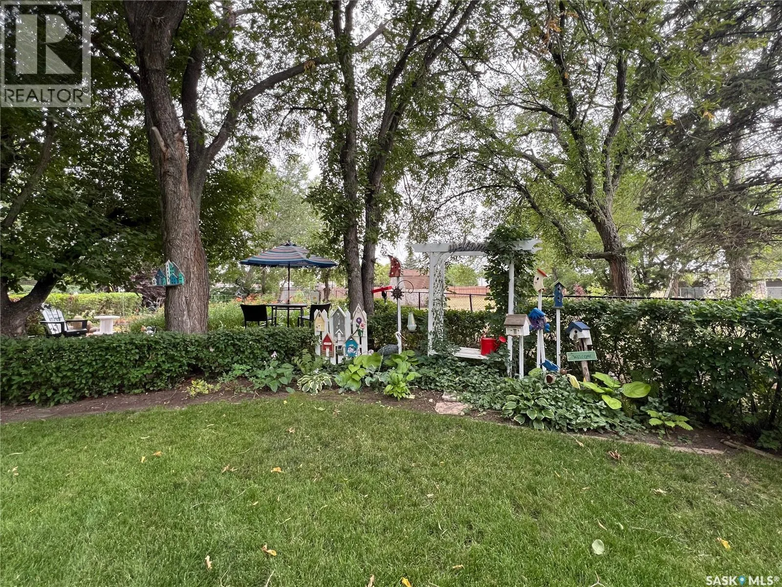 1275 Veterans CRESCENT