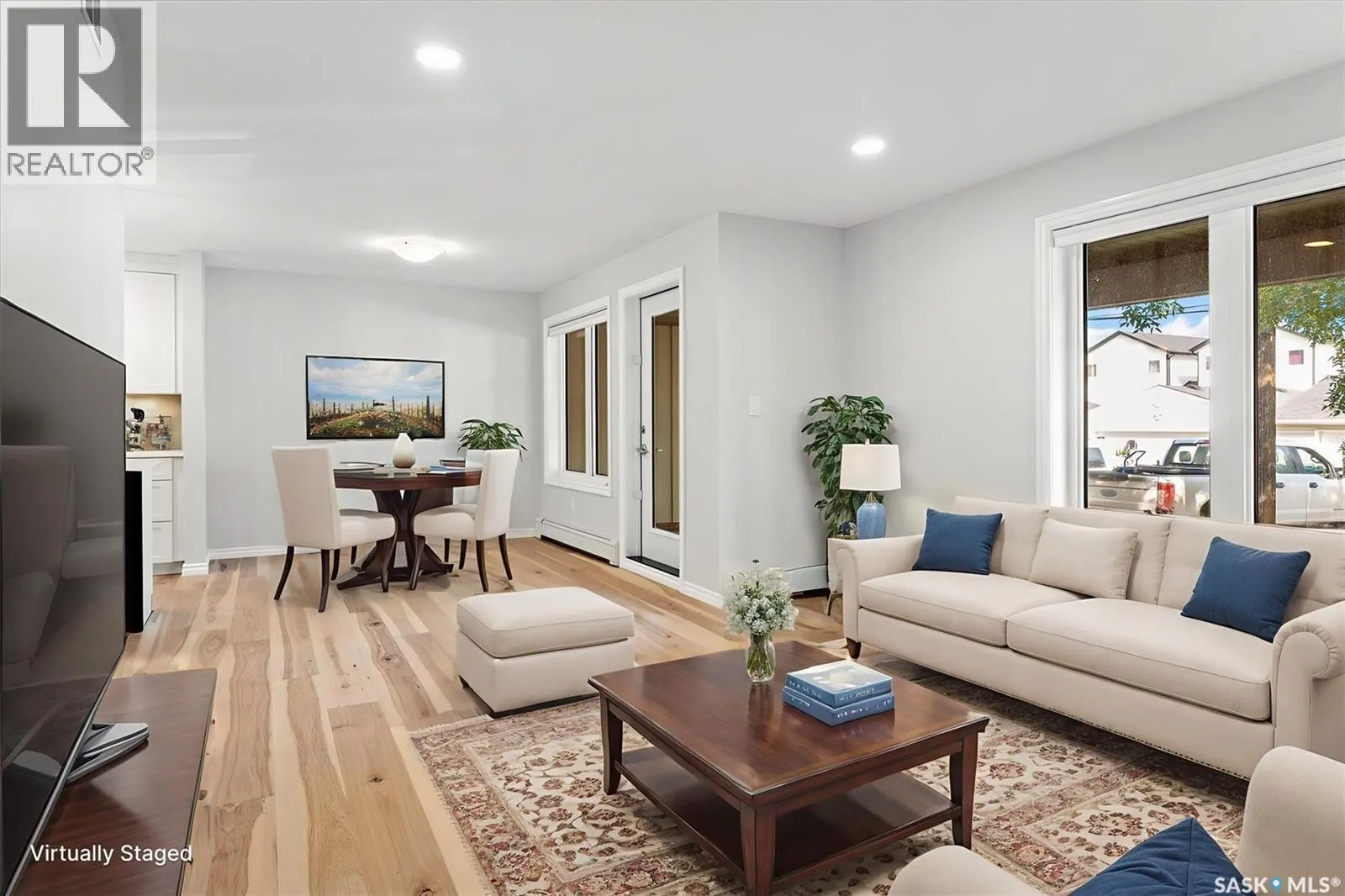 102 318 108th STREET W