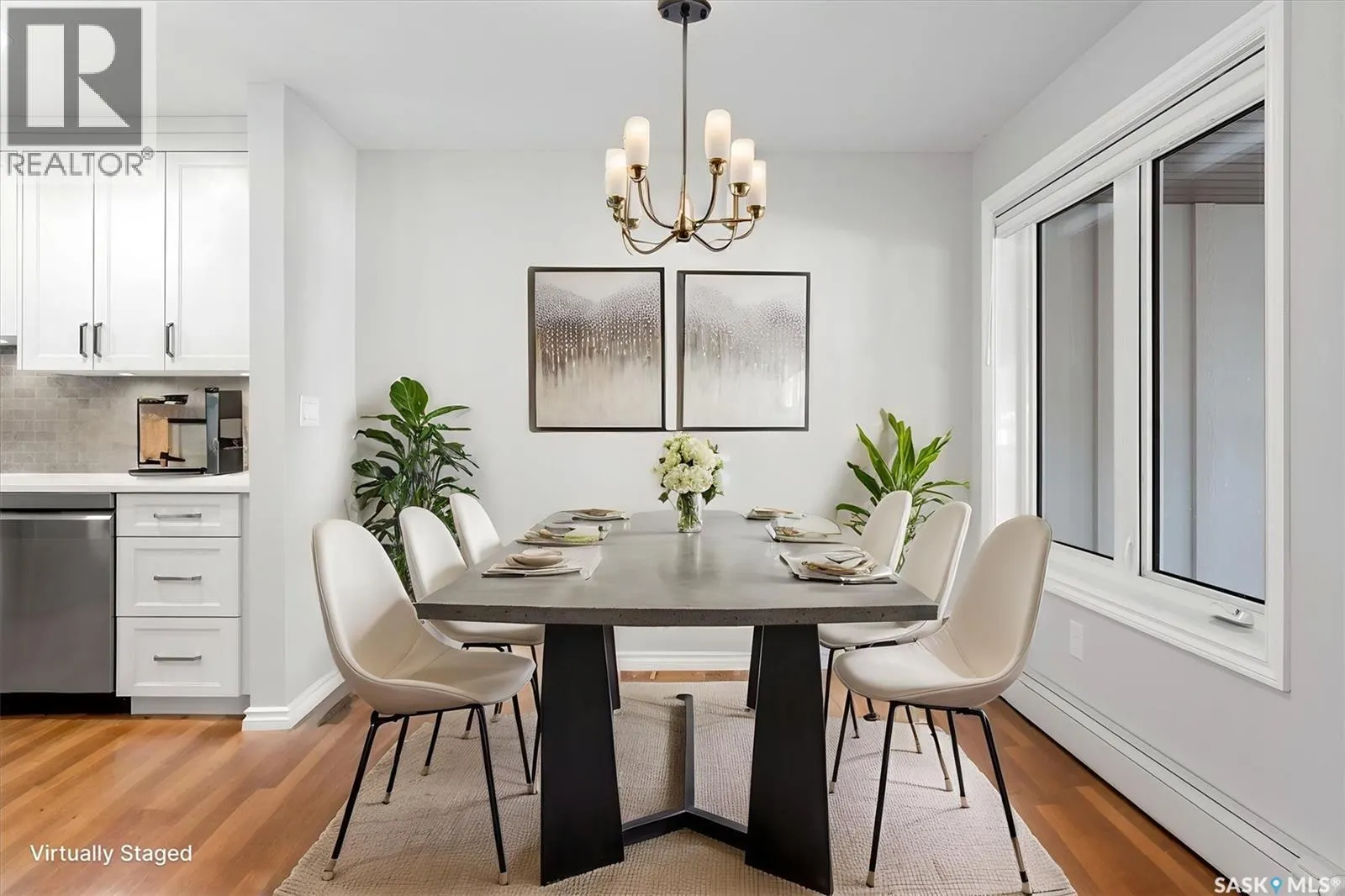 102 318 108th STREET W