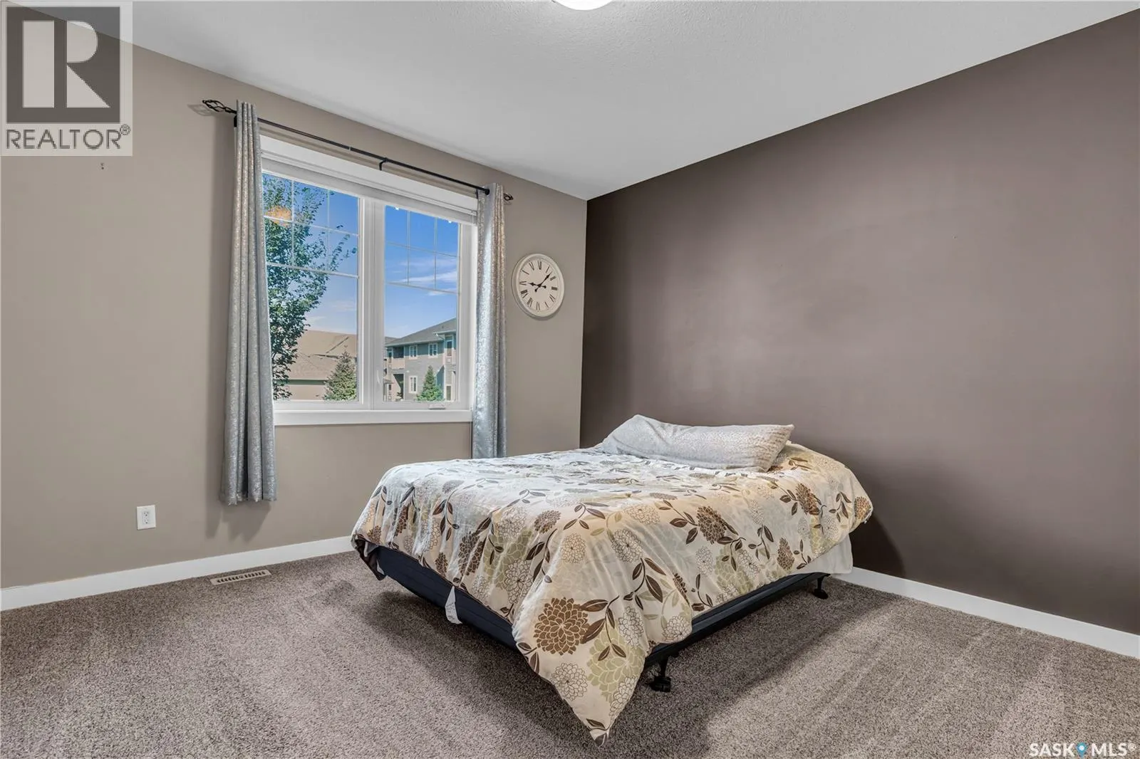 4228 Green Apple DRIVE