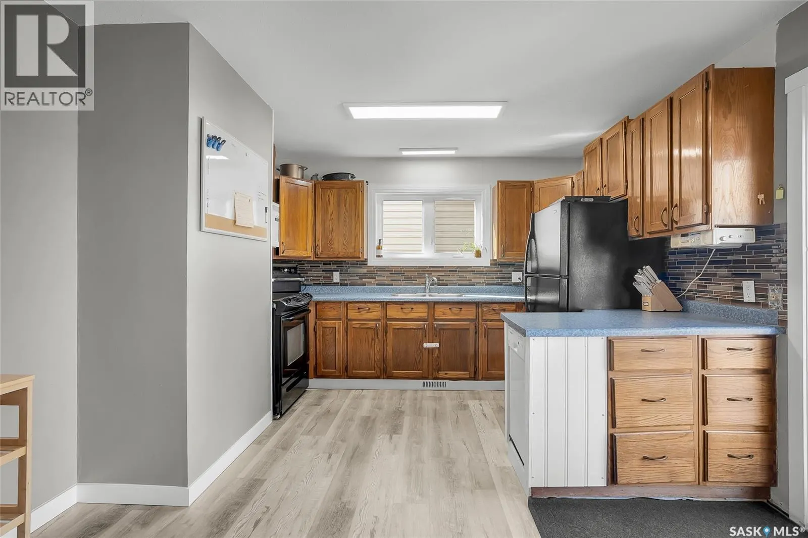 210 4th STREET W