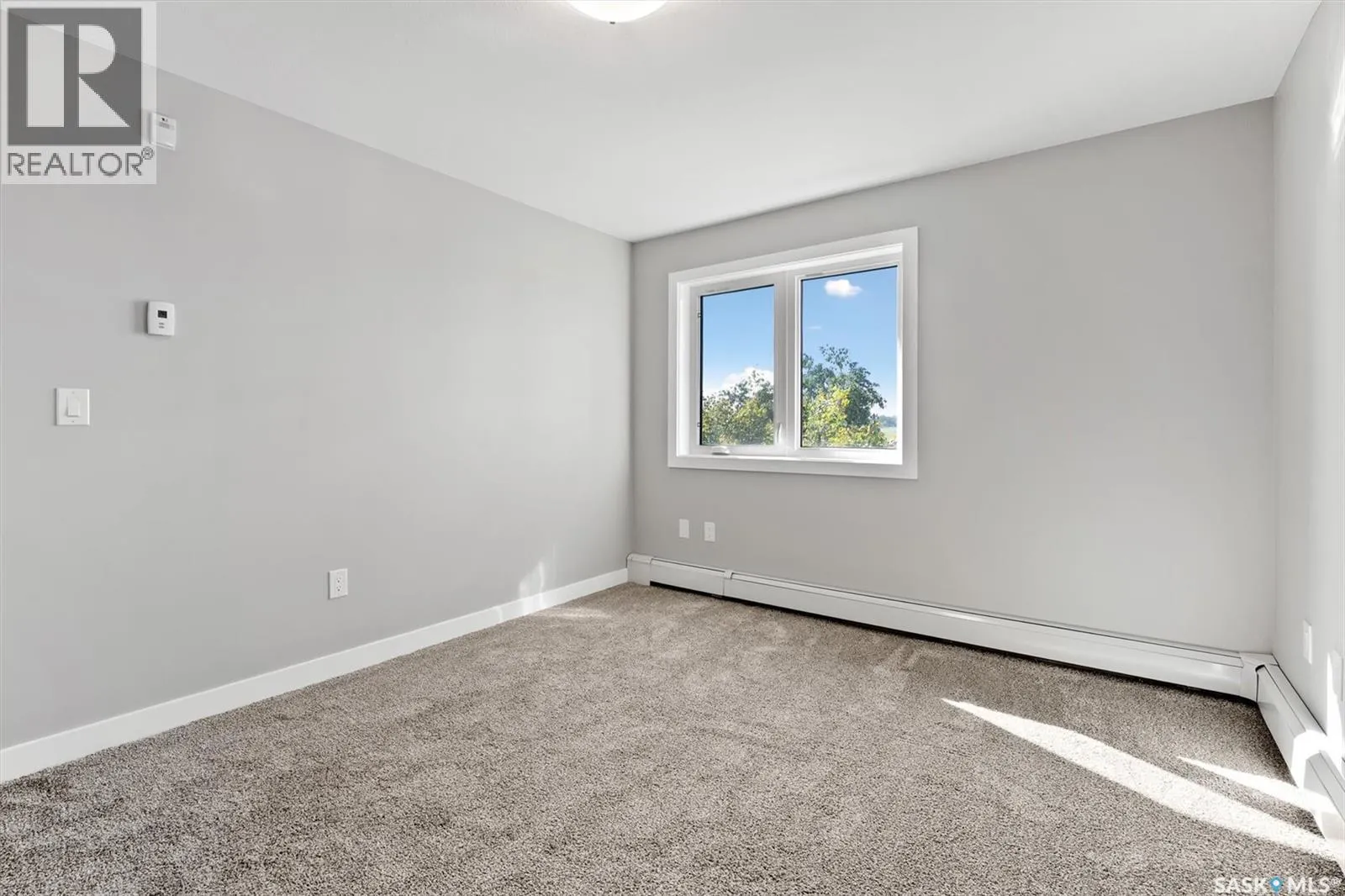 307 318 108th STREET W