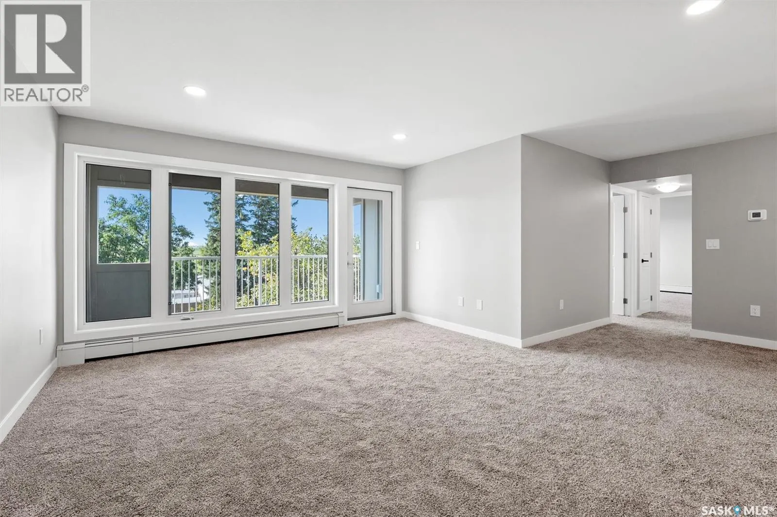 307 318 108th STREET W