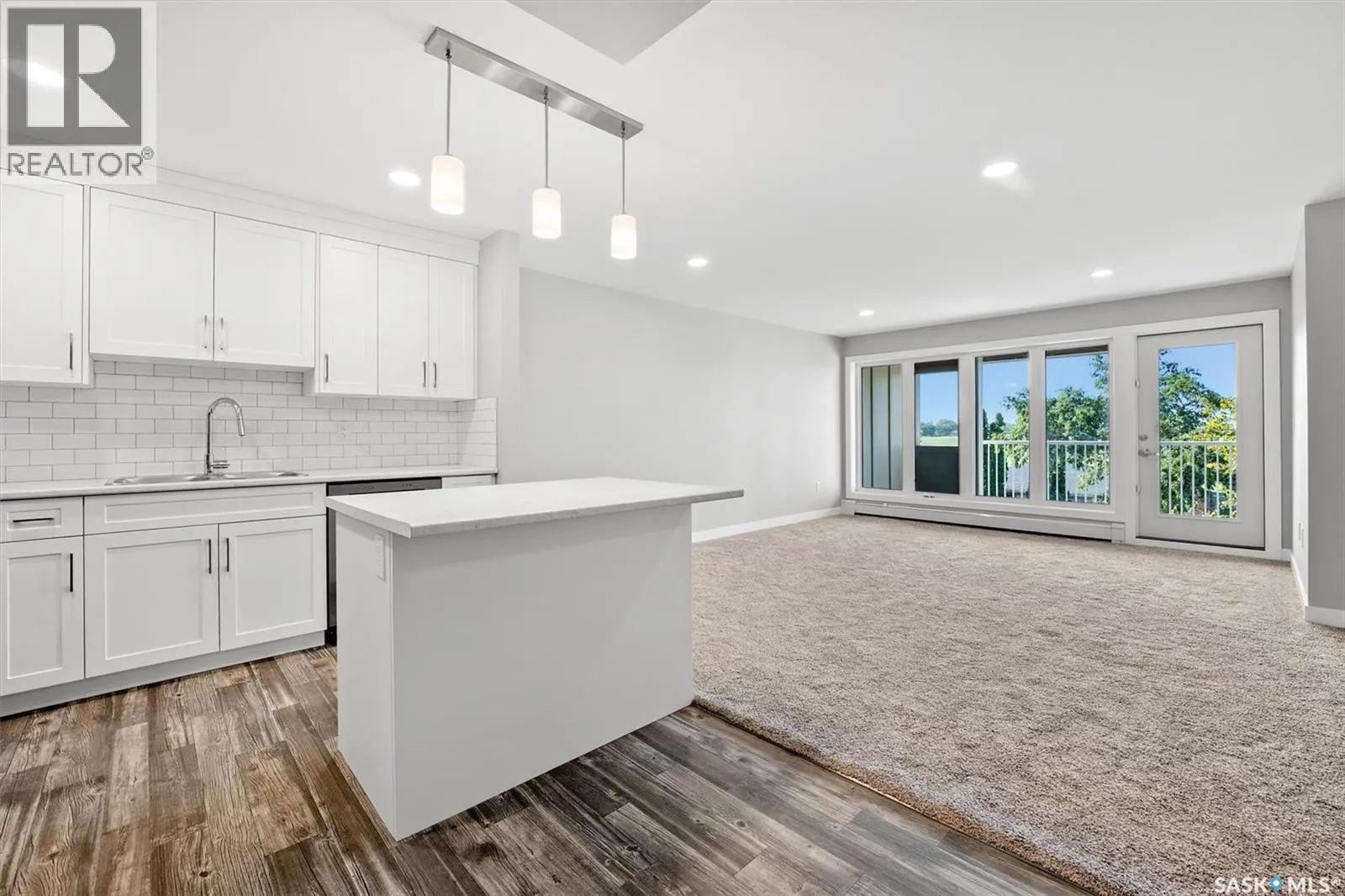 307 318 108th STREET W