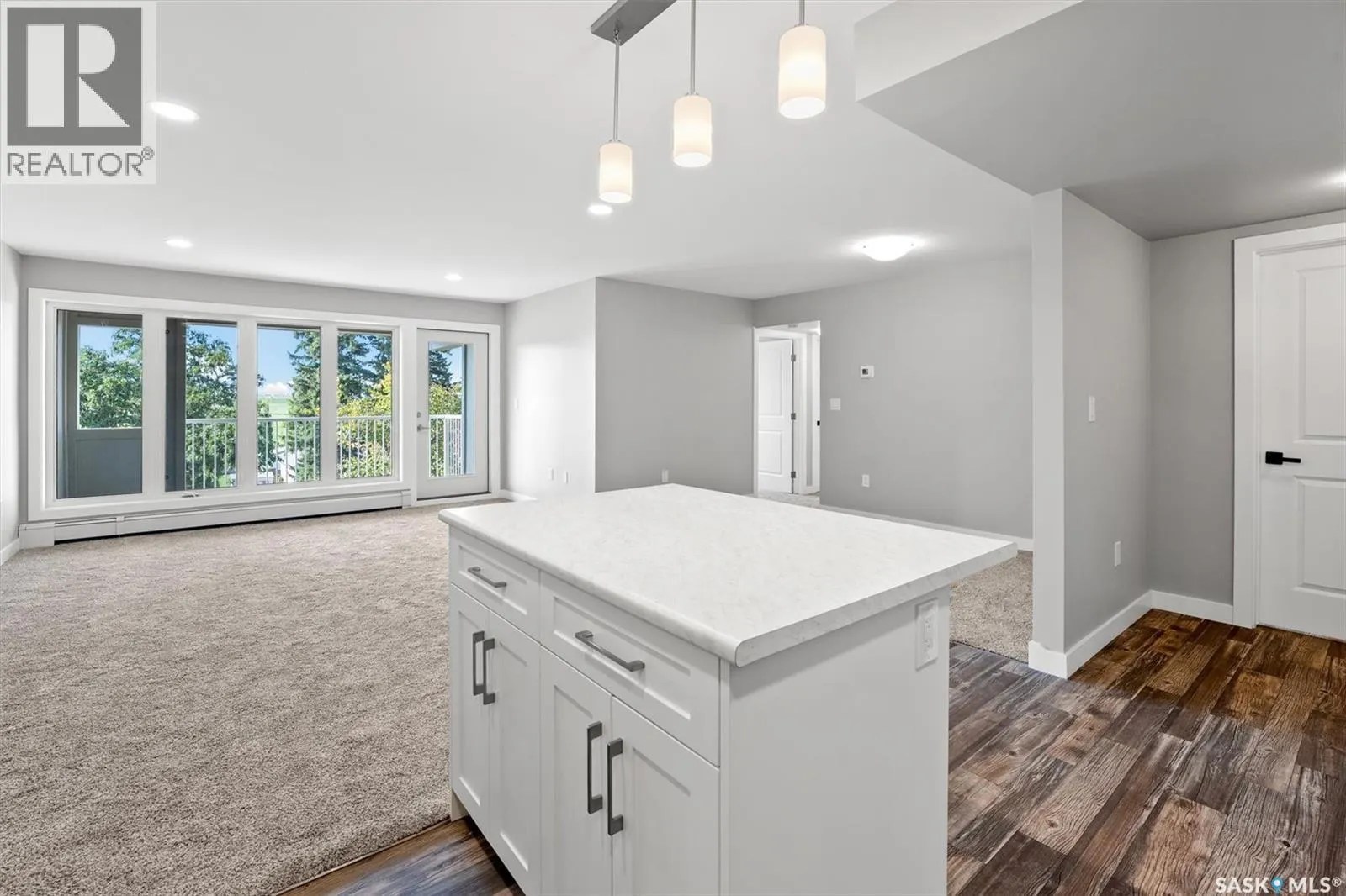 307 318 108th STREET W