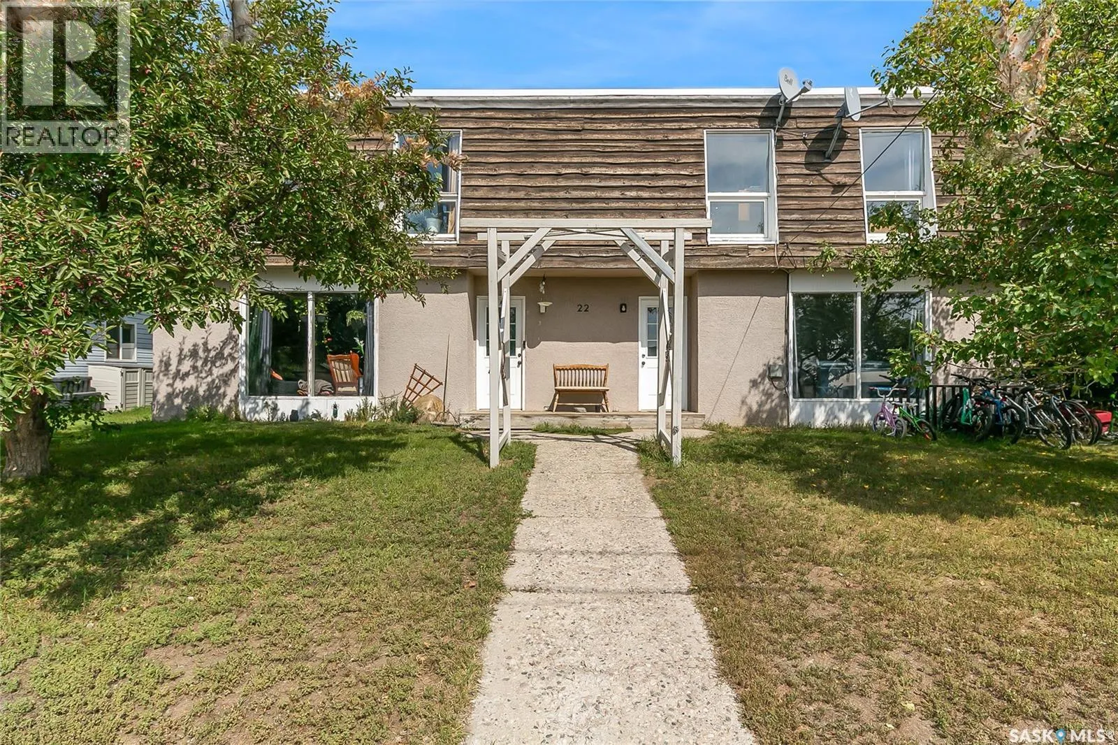 22 Tennant STREET