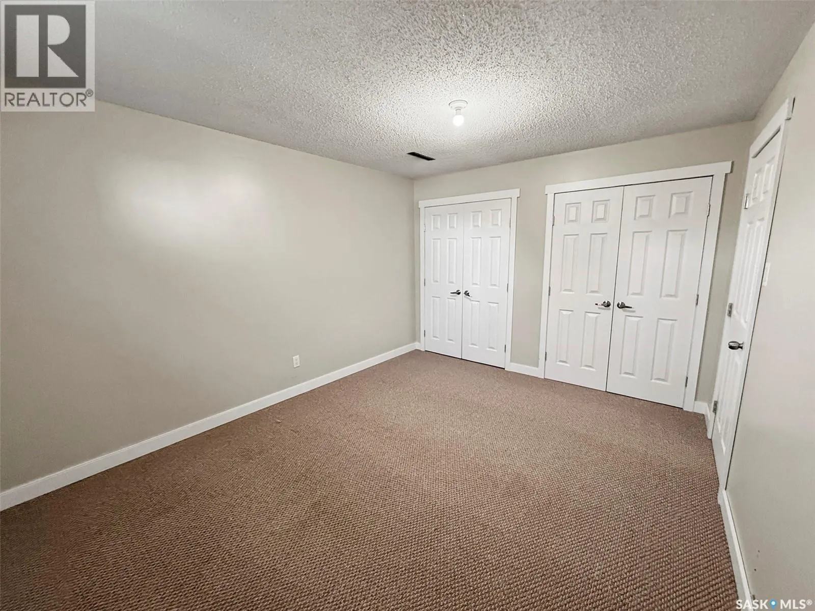 201 Conlin DRIVE