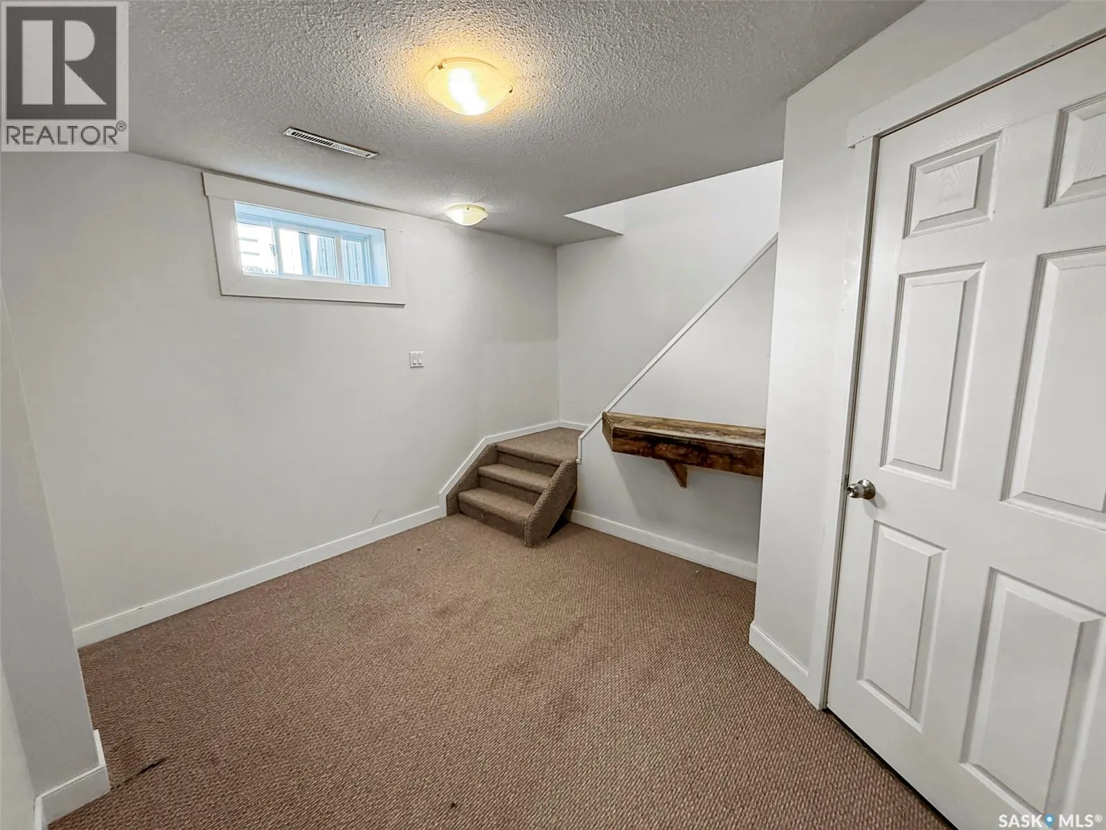 201 Conlin DRIVE